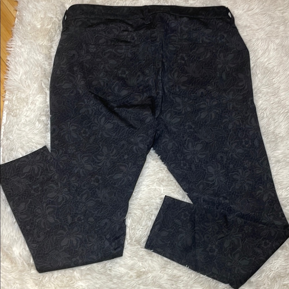 Jessica Simpson Black Pants - Picture 3 of 4